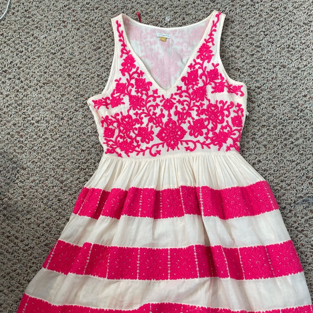 Leifsdoottir dress size 2